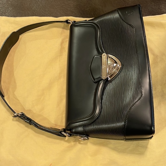 Louis Vuitton black hand bag - Picture 3 of 3